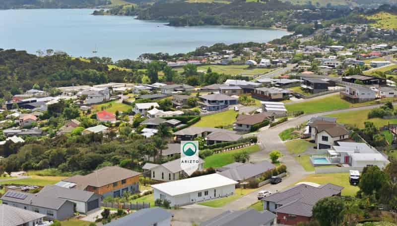 34 Eagles Way, Cable Bay