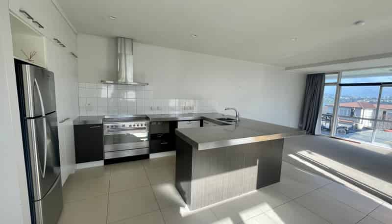 B/146 Paritai Drive, Orakei