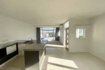 B/146 Paritai Drive, Orakei