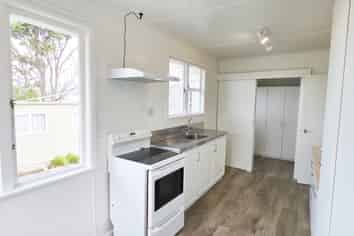 7 Aparangi Crescent, Elsdon