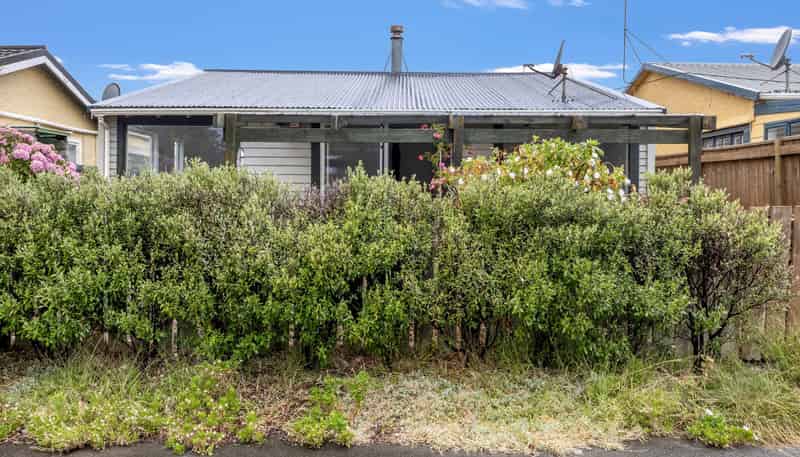 5 Seafront Road, Castlecliff