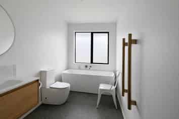 46C Weir Crescent, Onerahi