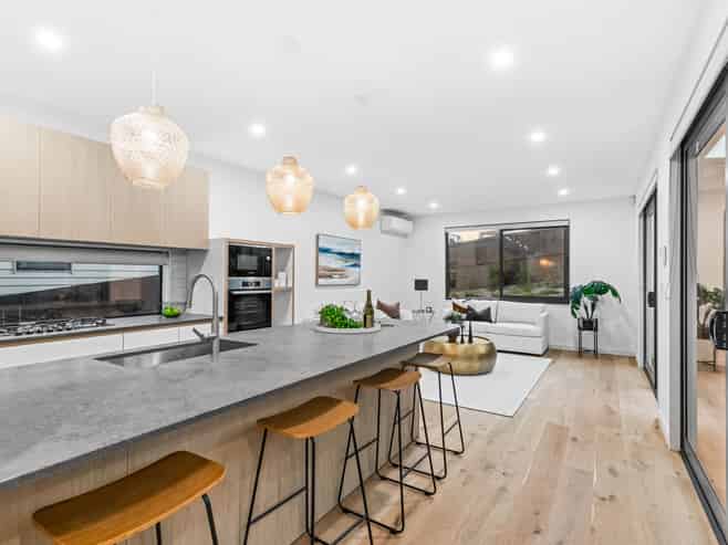 15 Tupa Street, Long Bay