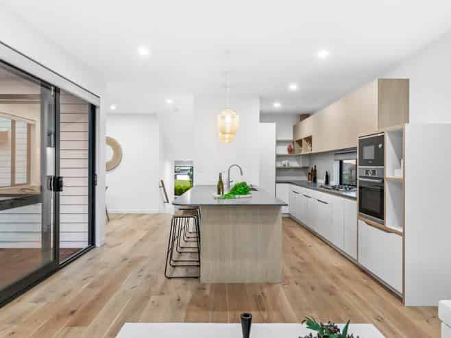 15 Tupa Street, Long Bay