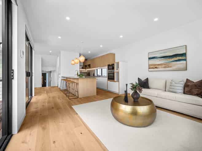 15 Tupa Street, Long Bay