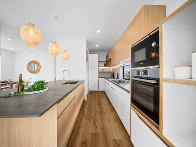 15 Tupa Street, Long Bay