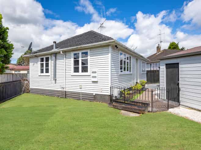 5 Le Quesne Place, Fairfield