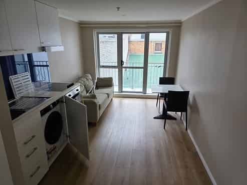 5F/8 Bankside Street, Auckland Central