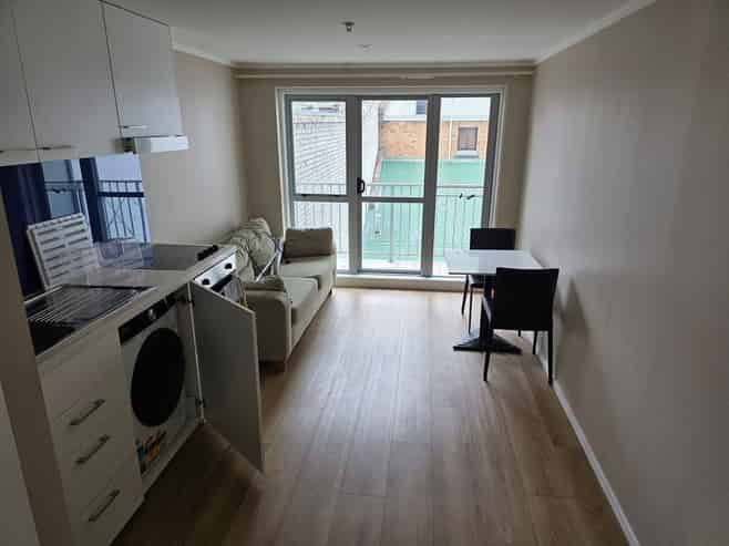 5F/8 Bankside Street, Auckland Central