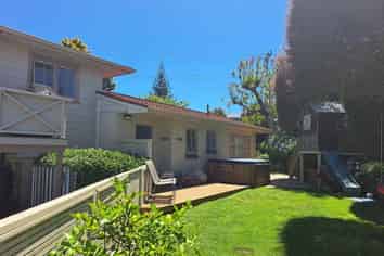 46 Brookfield Terrace, Brookfield