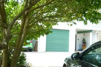 50 Golf Road, New Lynn