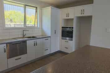 84/4 Greystone Place, Omokoroa