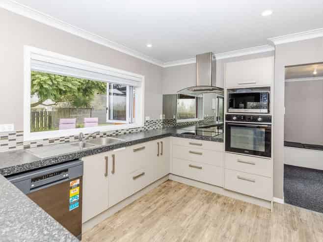 12 Raynes Road, Rukuhia