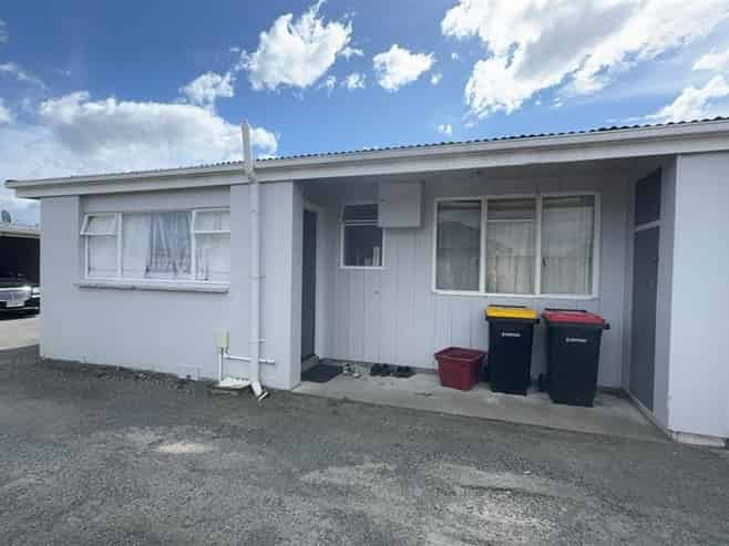 61D Warwick Street, Mayfield