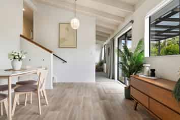 2/32 Hand Road, Helensville