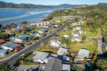 149 Main Road, Tairua