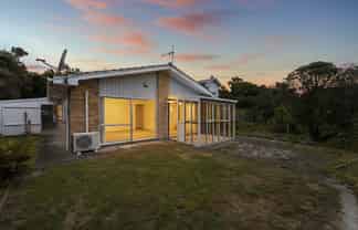 89b Alexander Road, Raumati Beach