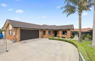 9 Woodcroft Way, Pukekohe