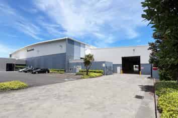Highbrook Industrial Warehouse | 6,422 m2