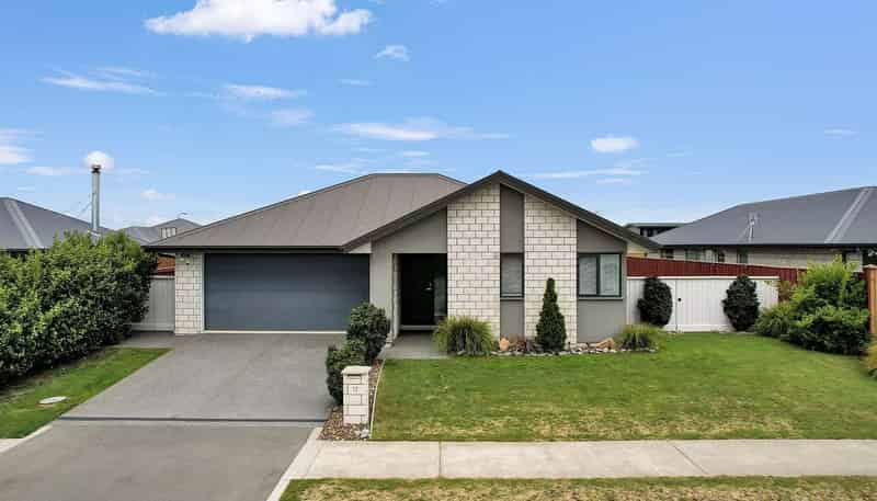 12 Longcot Drive, Rolleston
