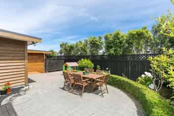 48A Satara Crescent, Khandallah