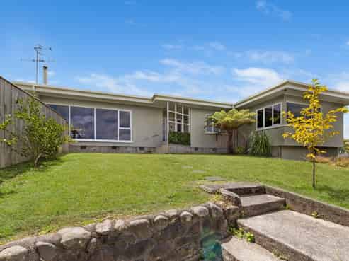 2 Dunallen Avenue, Marton