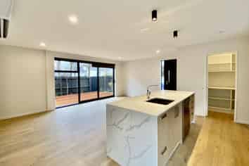 3/45  Bishop Street, Saint Albans