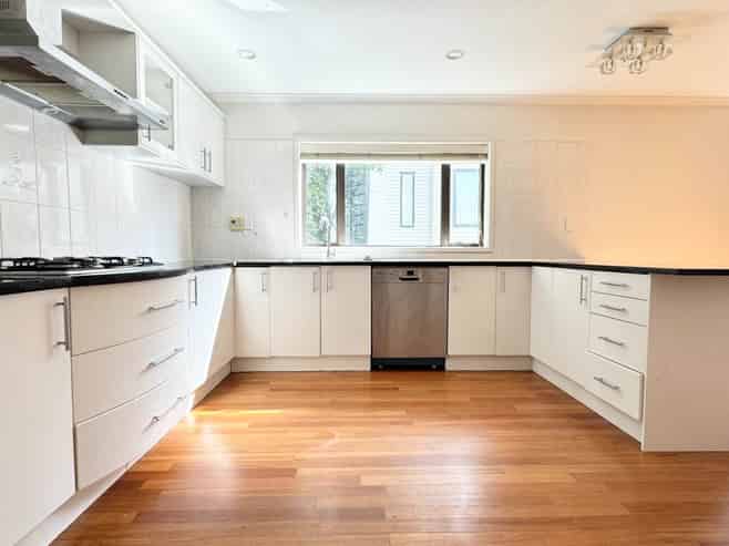 25A Alpers Avenue, Epsom