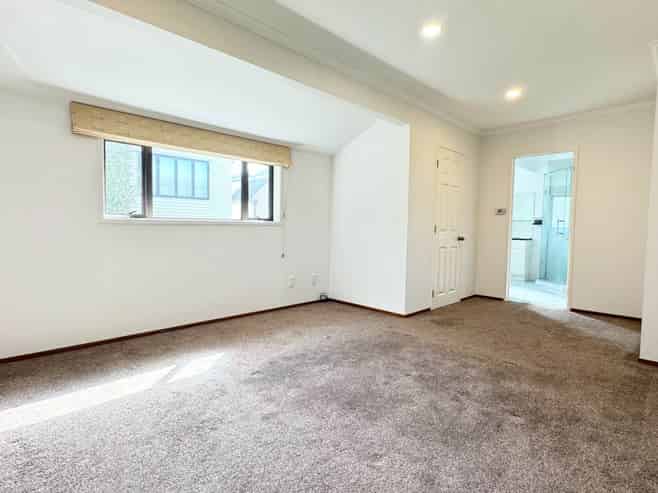 25A Alpers Avenue, Epsom