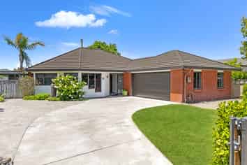 10 Bishops Close, Greenmeadows