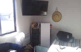 5 Room B/85 Cameron Road, Hamilton East