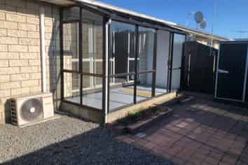 2/138 Grove Street, Ashburton