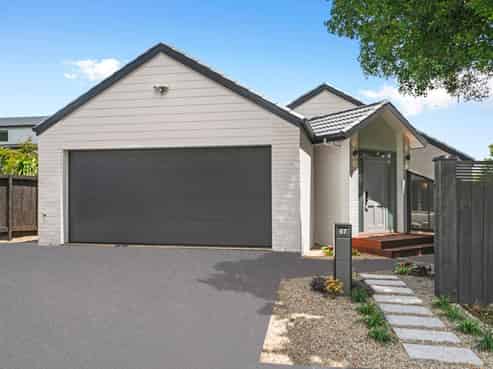 67 Fernhill Way, Oteha