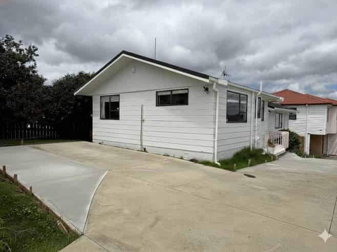 119 Aviemore Drive, Highland Park