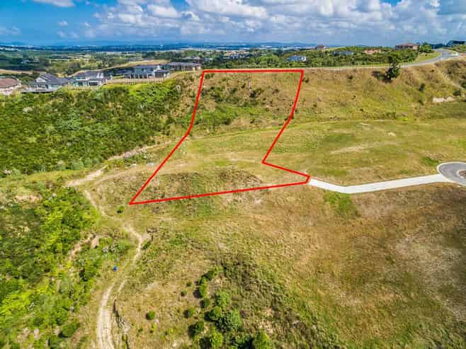 884 Redoubt Road, Flat Bush