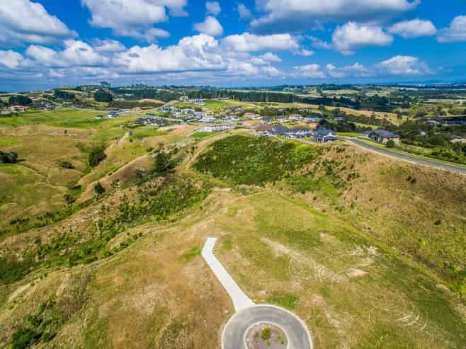 884 Redoubt Road, Flat Bush