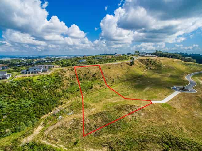 884 Redoubt Road, Flat Bush