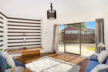 9 Guy Place, Melville