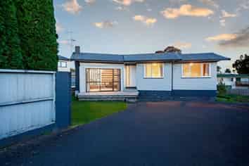 9 Guy Place, Melville