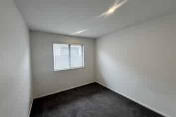 a/11 Tributary Parade, Karaka