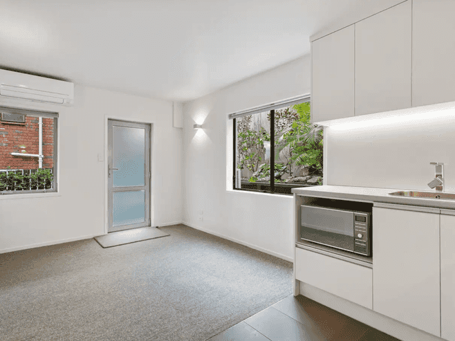 1/23 Ngaiwi Street, Orakei