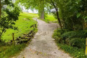  Lot 4 Tauraroa Road, Maungakaramea