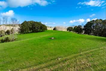  Lot 4 Tauraroa Road, Maungakaramea