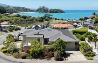 11 Torlesse Drive, Kaiteriteri