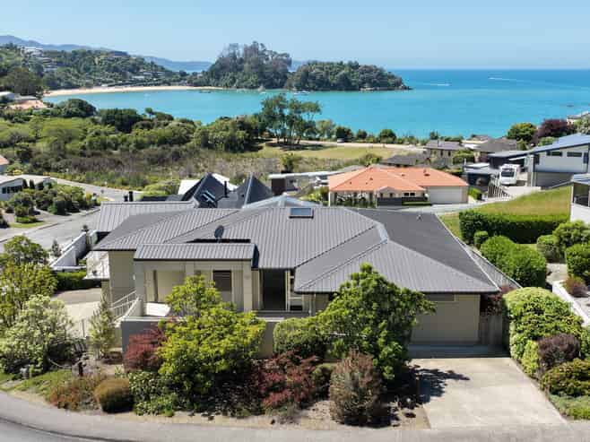 11 Torlesse Drive, Kaiteriteri