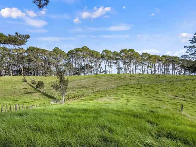 148 - 176 Waitakere Road, Taupaki