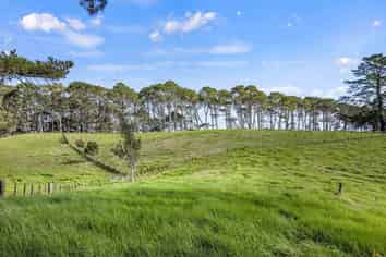Lot 8/148-176 Waitakere Road, Taupaki