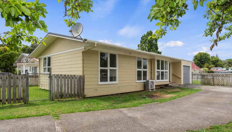 11 Ngaio Street, Onerahi