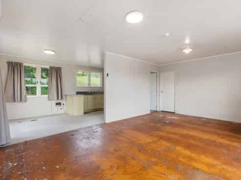 4 Raurimu Avenue, Onerahi