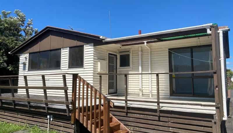 32 Pembroke Street, Papatoetoe